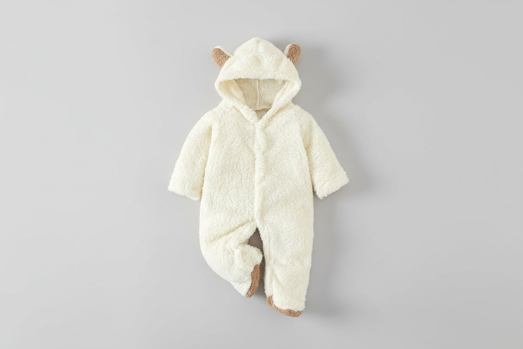 אוברול פליז פרוותי עם אוזני דובי