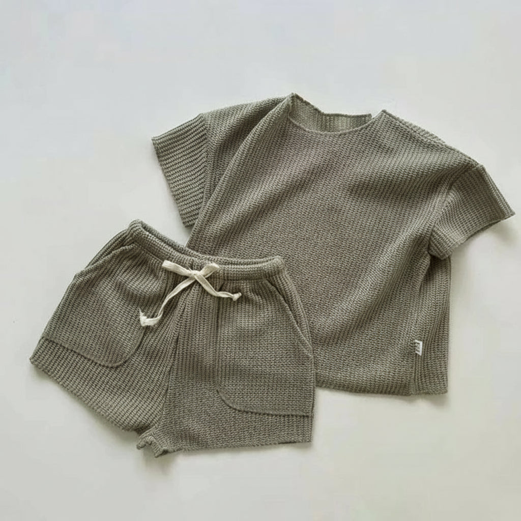 סט מכנסון וחולצה – כרמל