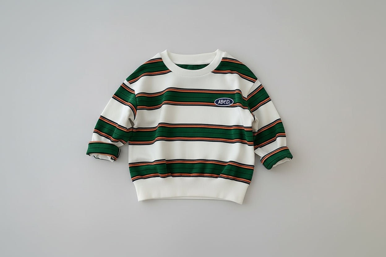 טי שירט ארוכה בשילוב הדפס פסים ואותיות